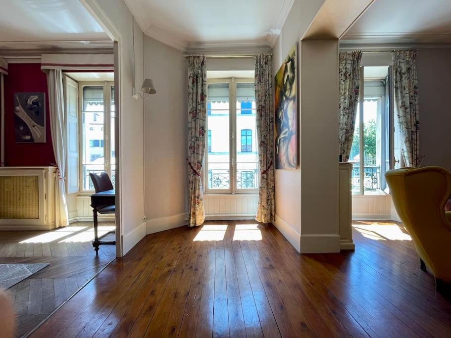 Апартаменты Le Balcon De Gambetta ※ Каркассон Экстерьер фото